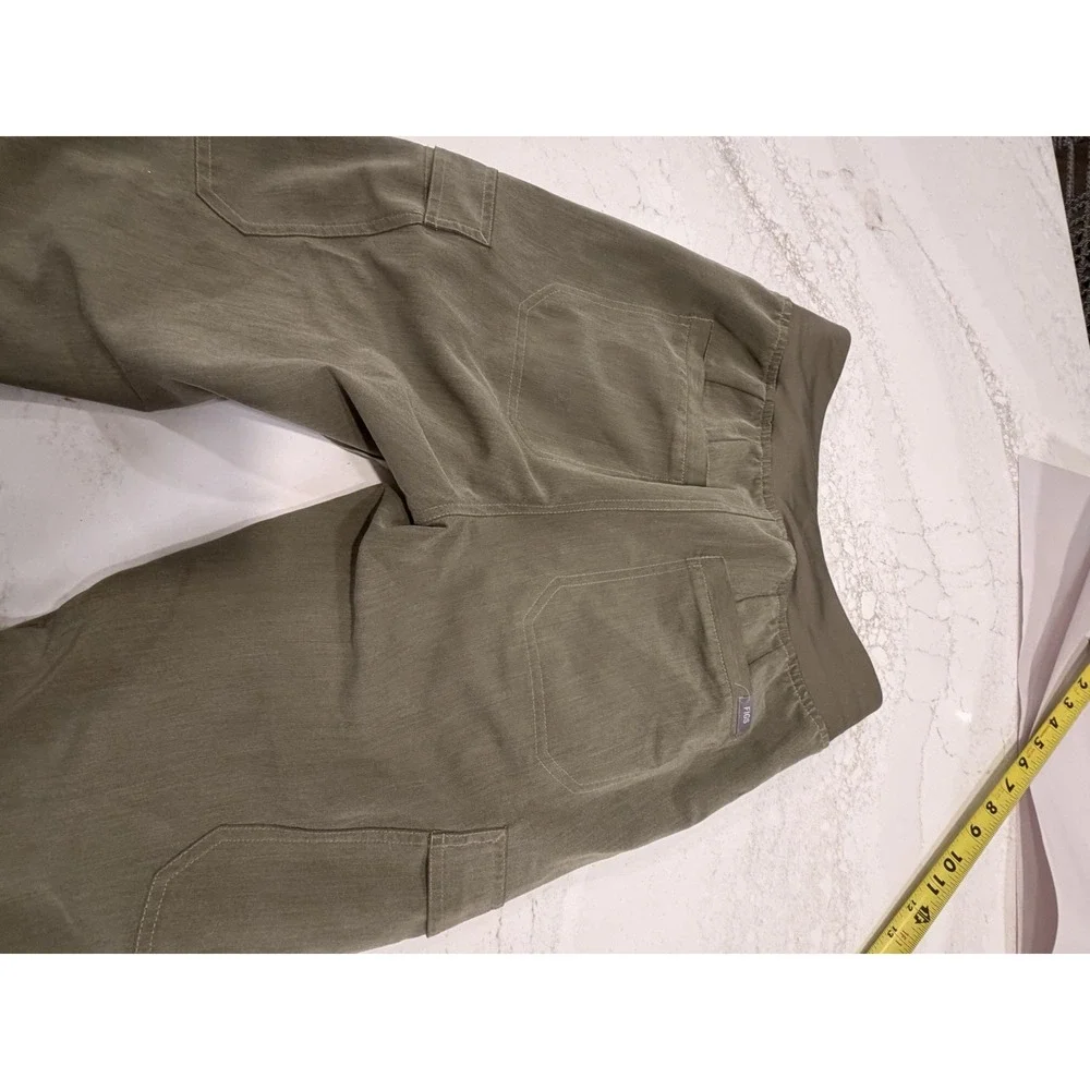 FIGS Womens Olive Green Scrub Pants Cargo Pockets Technical Collection XS/petite
